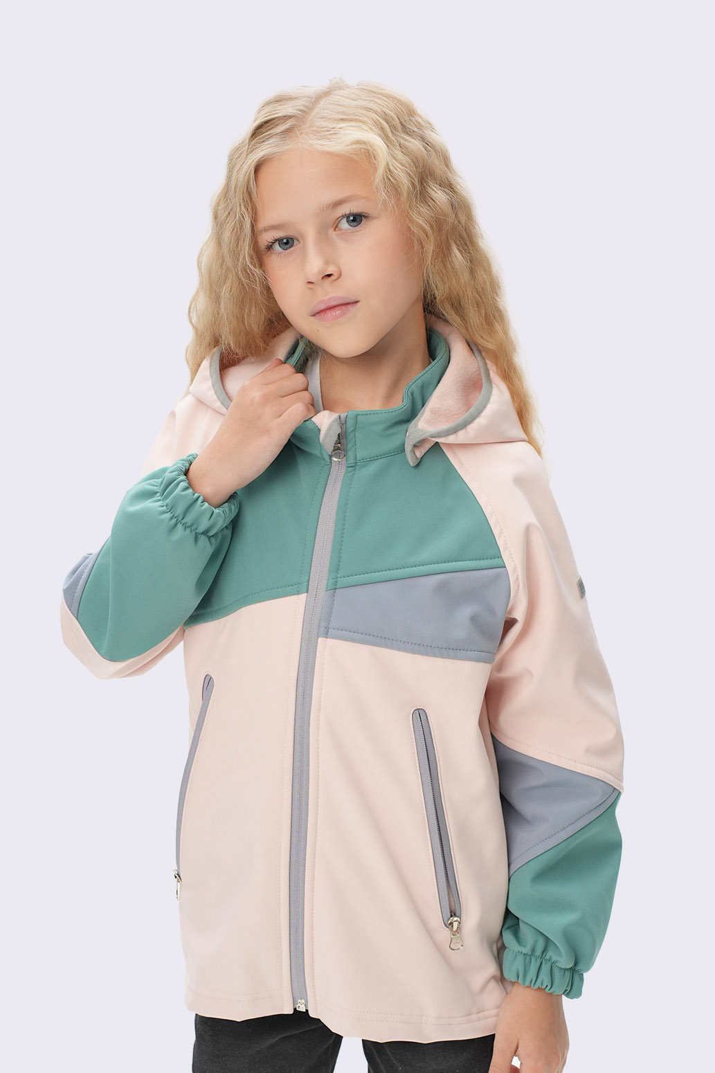 Куртка из софтшелла для девочки "Лилия" Слайд (1)